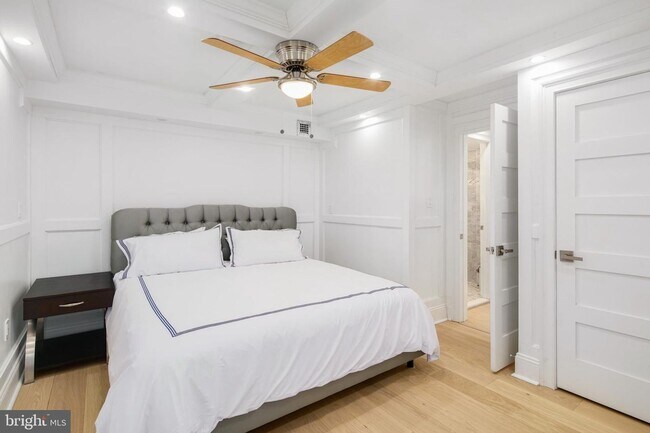 Foto del edificio - Beautifully Renovated 1 Bed Unit @ The Dorchester in Rittenhouse Square