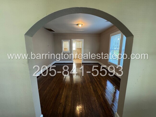 Foto del edificio - 605 10th Ave