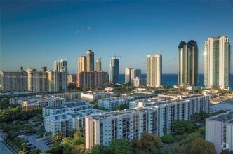 Building Photo - 17021 N Bay Rd