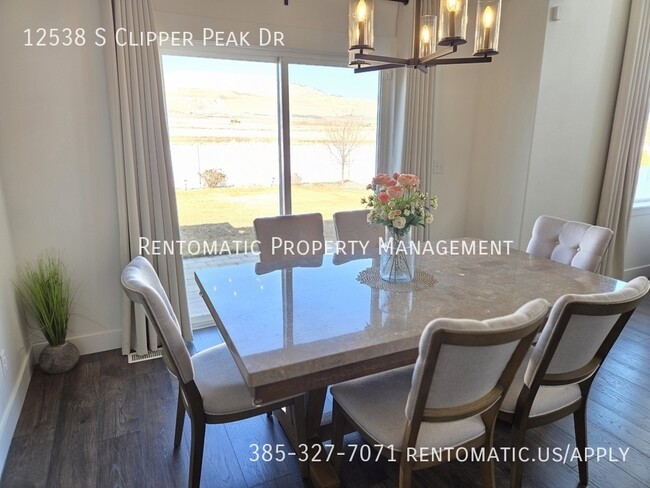 Foto del edificio - 12538 Clipper Peak Dr