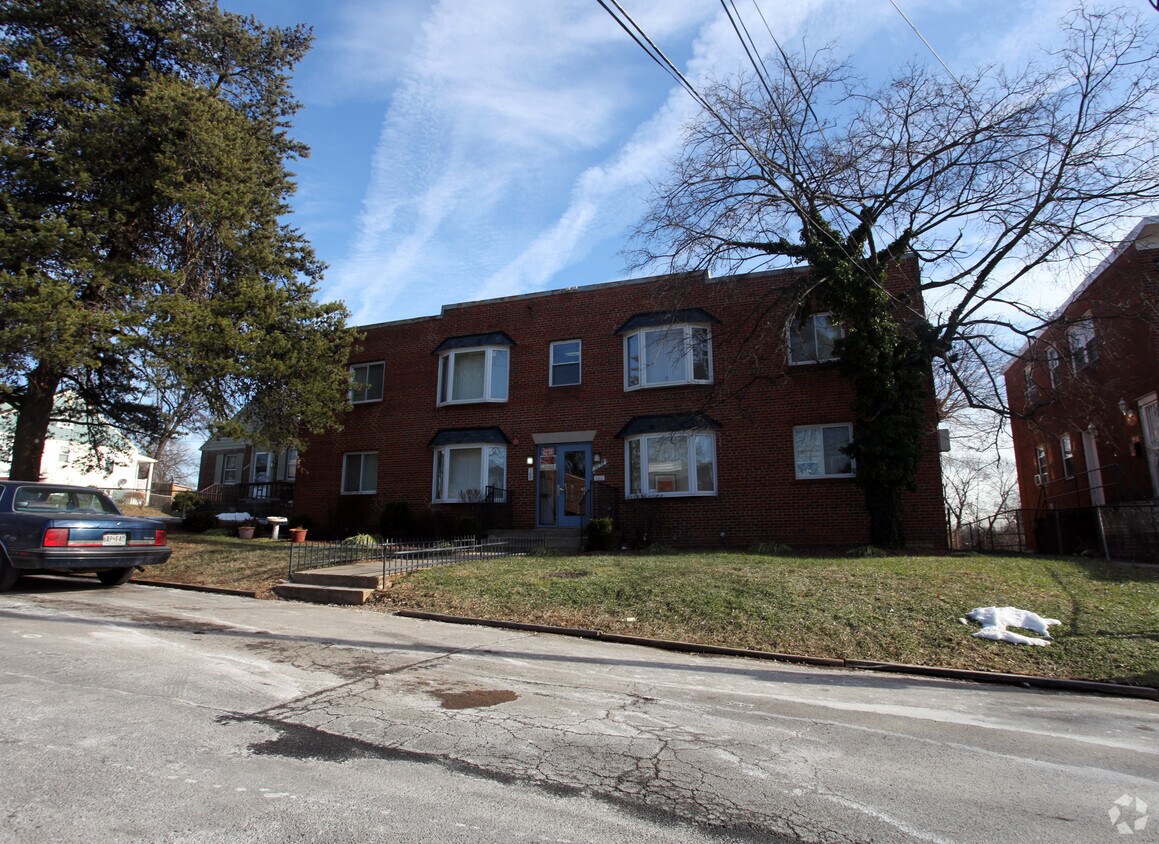 Building Photo - 3856 Halley Ter SE