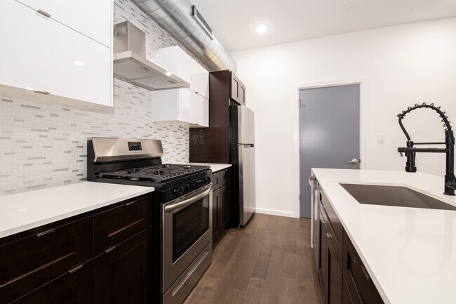 Foto del edificio - 638 Diamond St