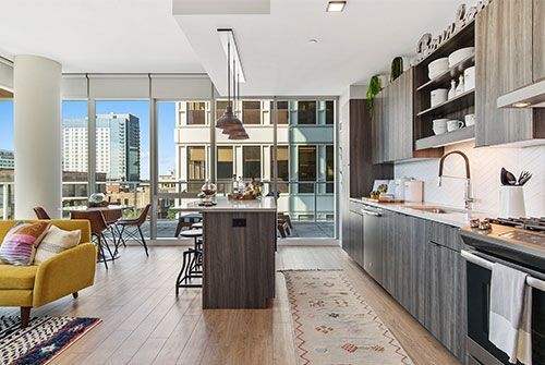 Foto del edificio - 1010 Lake St