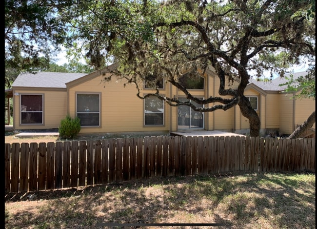 Building Photo - 35 Fallbrook Cir