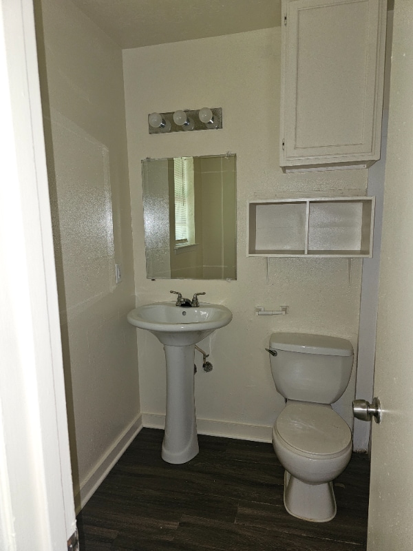 Building Photo - 2938 Bernice Dr