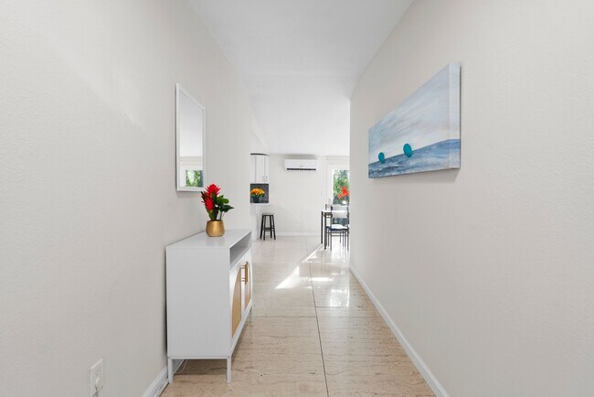 Foto del edificio - 6878 Lenox Ave
