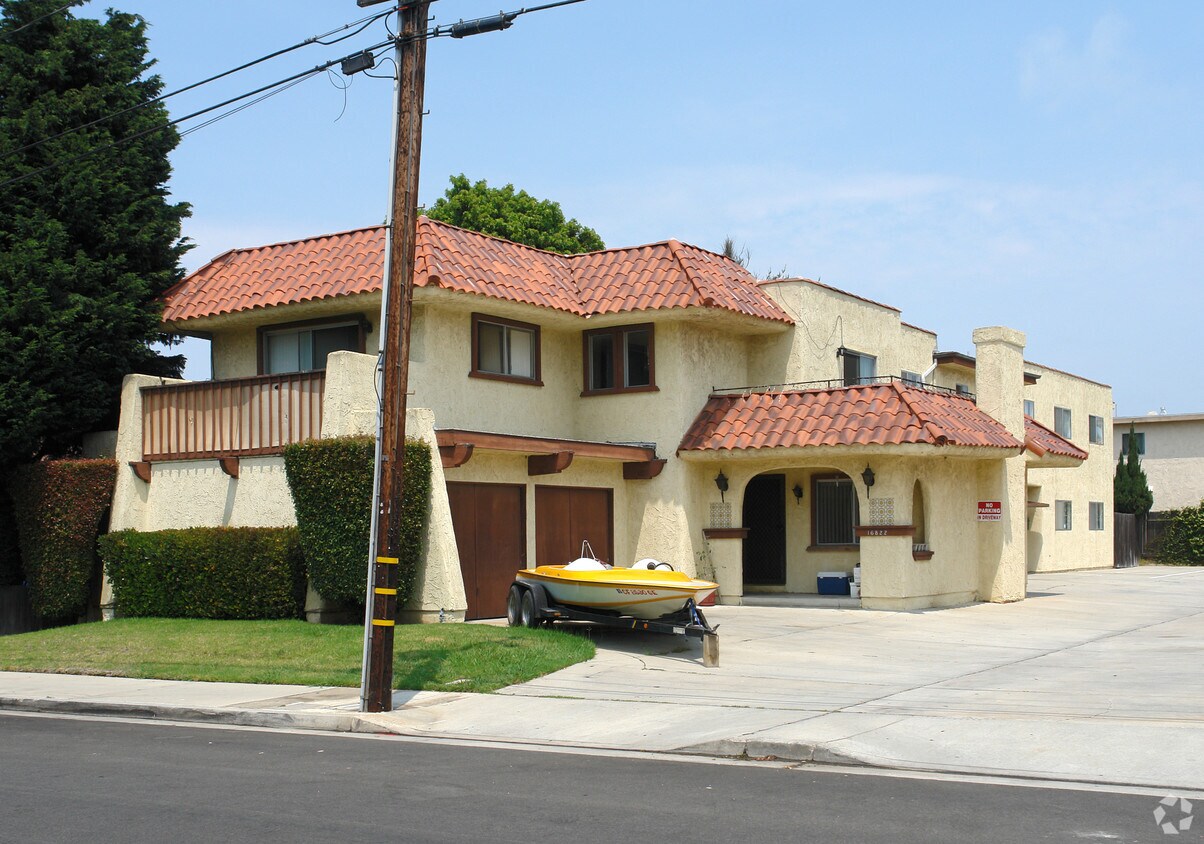 Primary Photo - 16822 Sims St