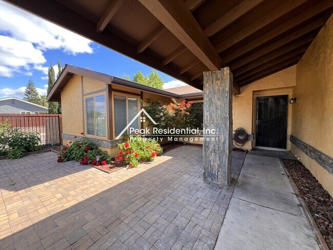 Foto del edificio - Wonderful 4bd/2ba Citrus Heights Home!