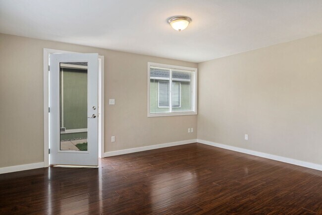 Building Photo - Carbon Duplex