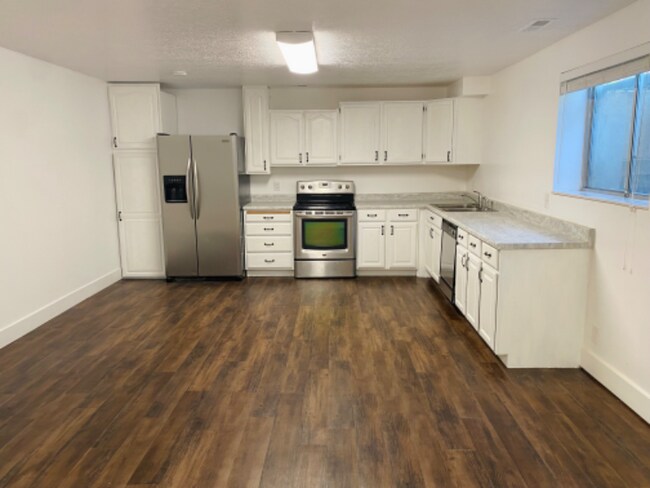 Building Photo - 634 W 1400 N St