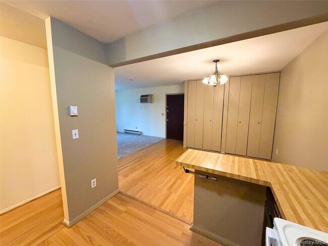 Foto del edificio - 11 Patterson Village Ct