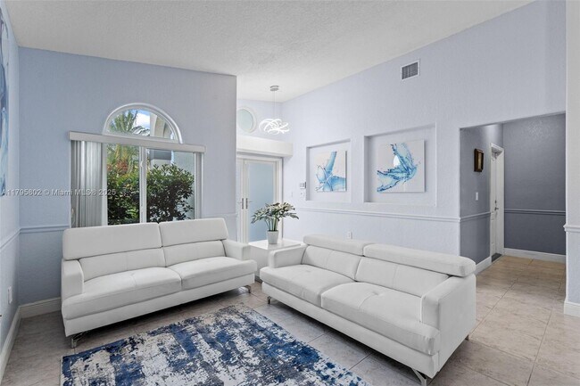 Foto del edificio - 14162 NW 87th Ct