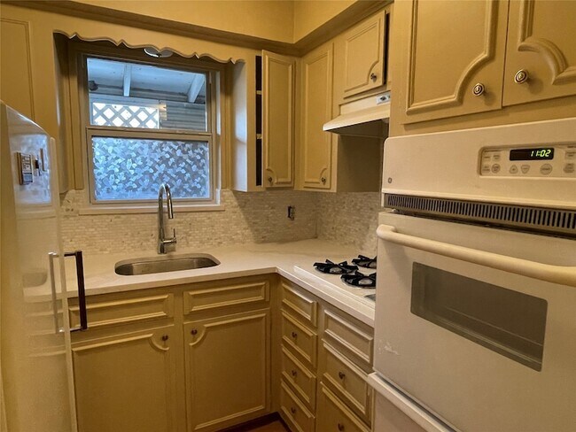 Foto del edificio - 1324 Cortlandt St