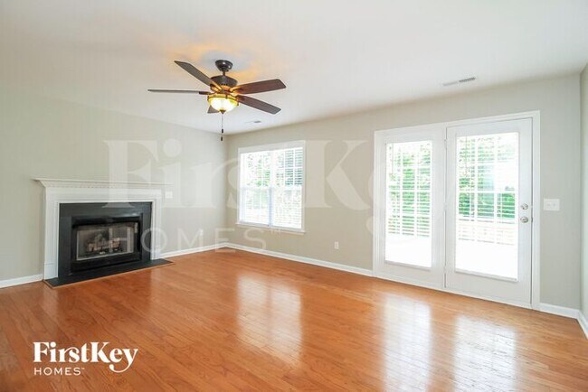 Building Photo - 2648 Wynbrook Dr