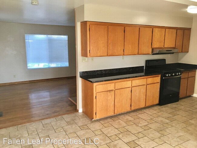 Foto del edificio - 2 br, 1 bath House - 679 Santa Maria Rd