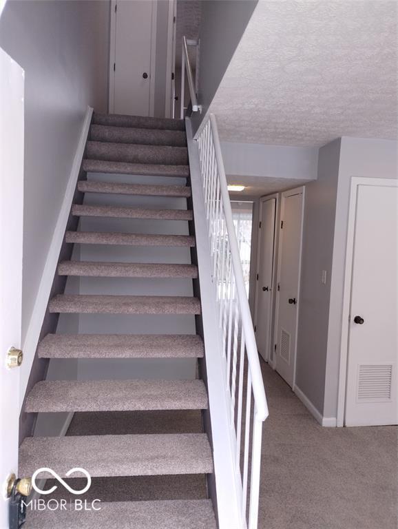 Foto del edificio - 7434 Melanie Ln