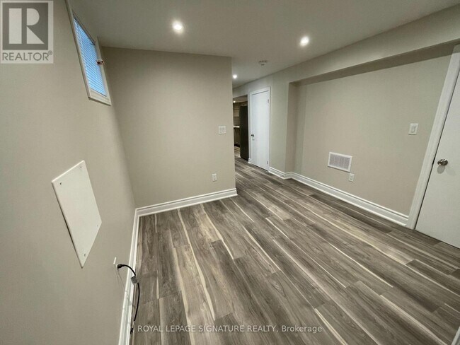 Photo du bâtiment - 262 Annette St