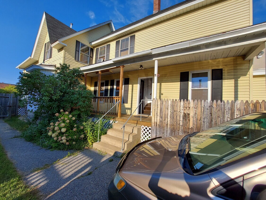 Foto principal - 303 Hanover St