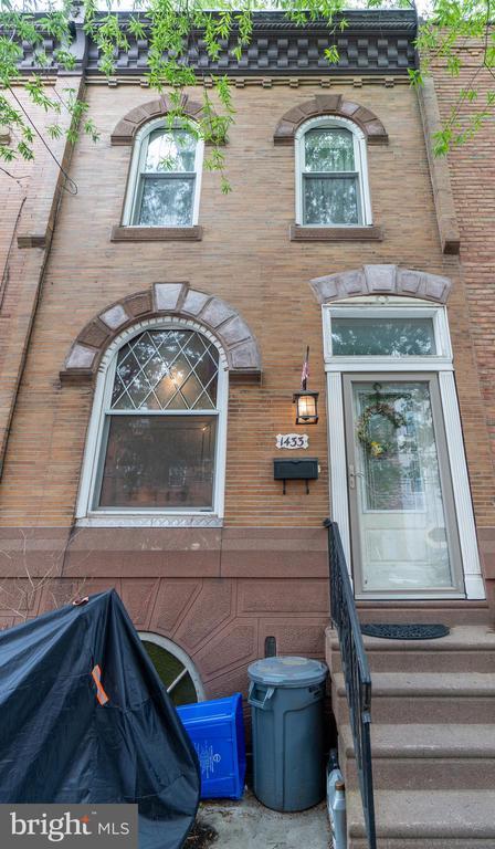 Foto principal - 1433 W Ritner St