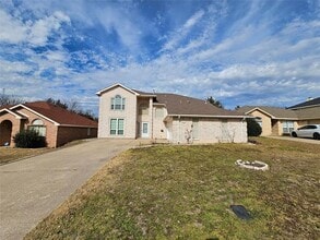 Building Photo - 329 Tranquility Ln