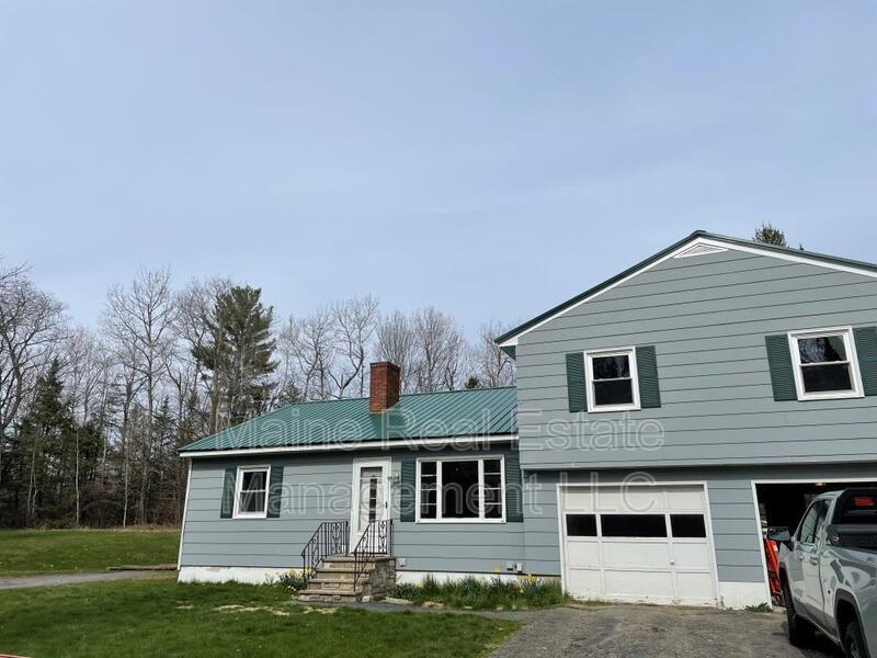 84 Sunset Ave Unit Apt. A, Hampden, ME 04444 Condo for Rent in Hampden, ME