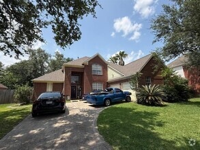 Building Photo - 3619 Hanover Cir