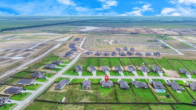 Foto del edificio - 395 Hunter Rnch Wy