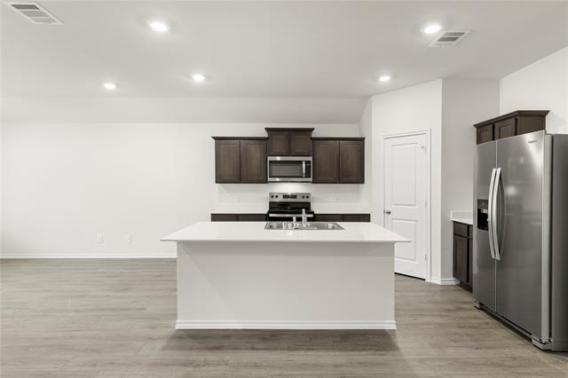 Foto del edificio - 3405 Marie Dr