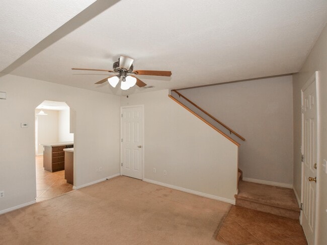 Foto del edificio - 262 W 1395 S