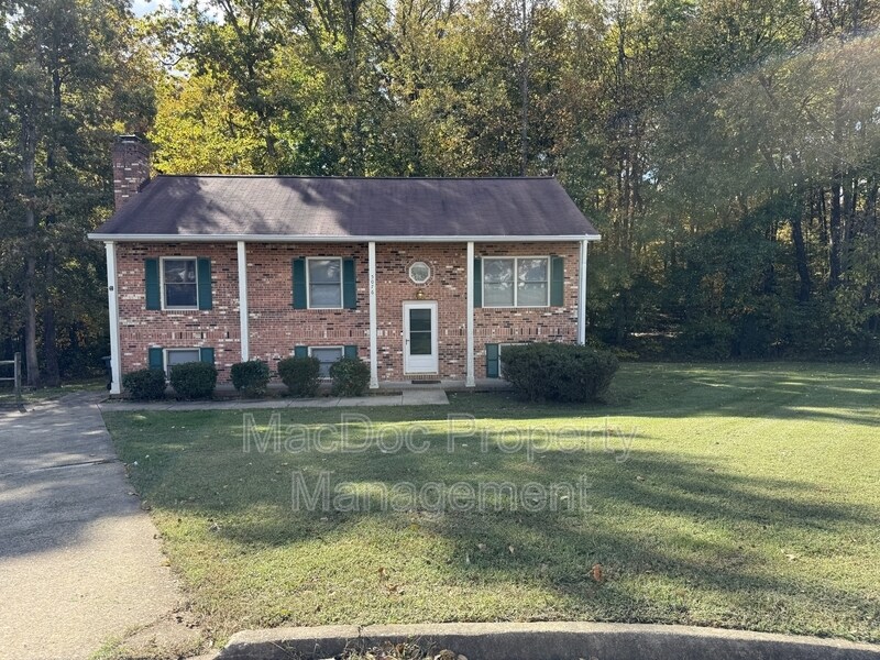Foto principal - 5076 Kildare Ct