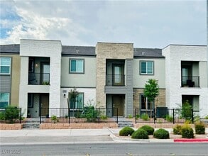 Building Photo - 1163 Heliodor Ave