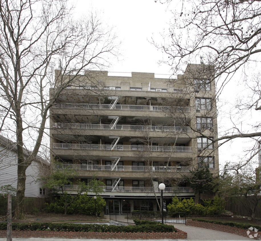 Primary Photo - 2770 Ocean Ave