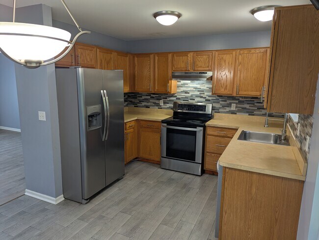 Foto del edificio - 20736 Williamson St