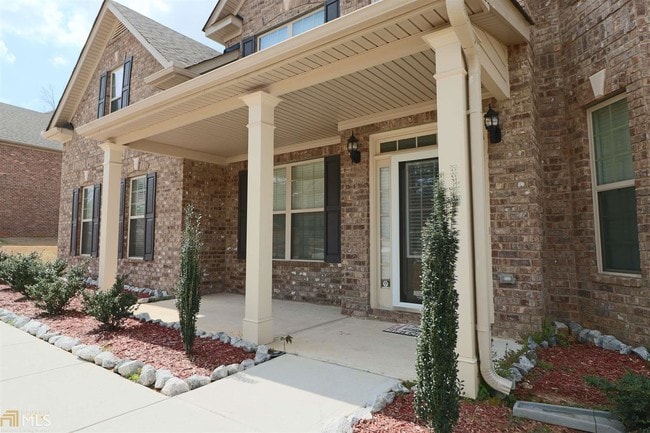 Building Photo - 521 Twin Springs Ln