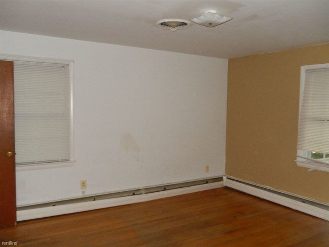 Building Photo - 6804 Calverton Dr