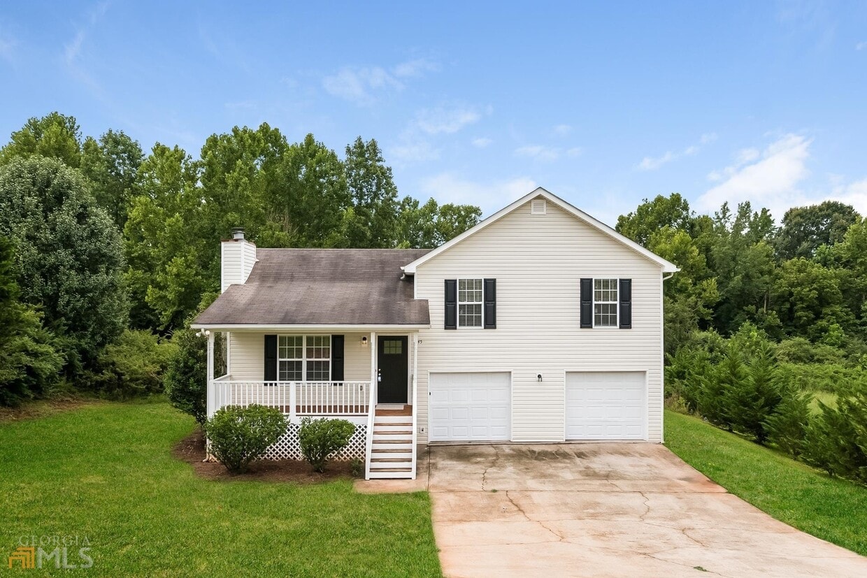 4745 Turning Leaf Dr, Gillsville, GA 30543 House Rental in Gillsville