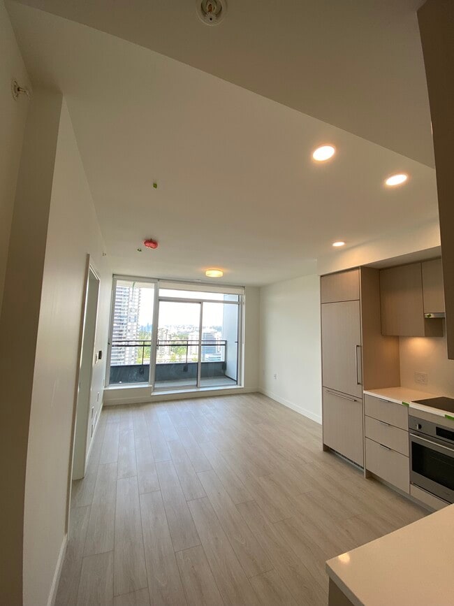 Building Photo - 13675 107A Av