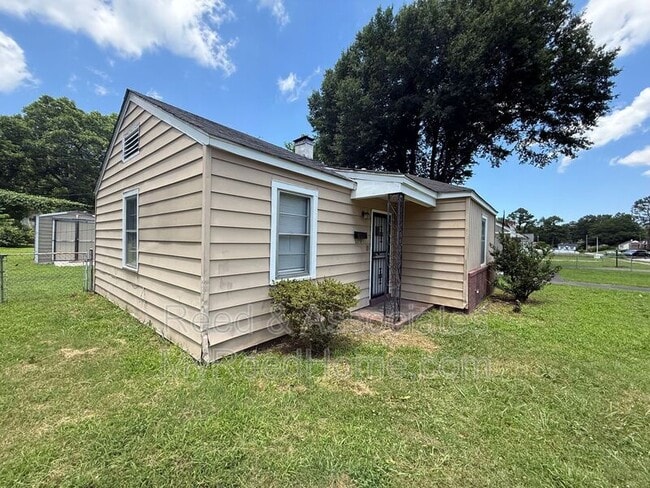 Foto del edificio - 3209 Winslow Rd