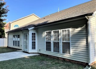 Foto principal - 10730 Dapple Grey Ln