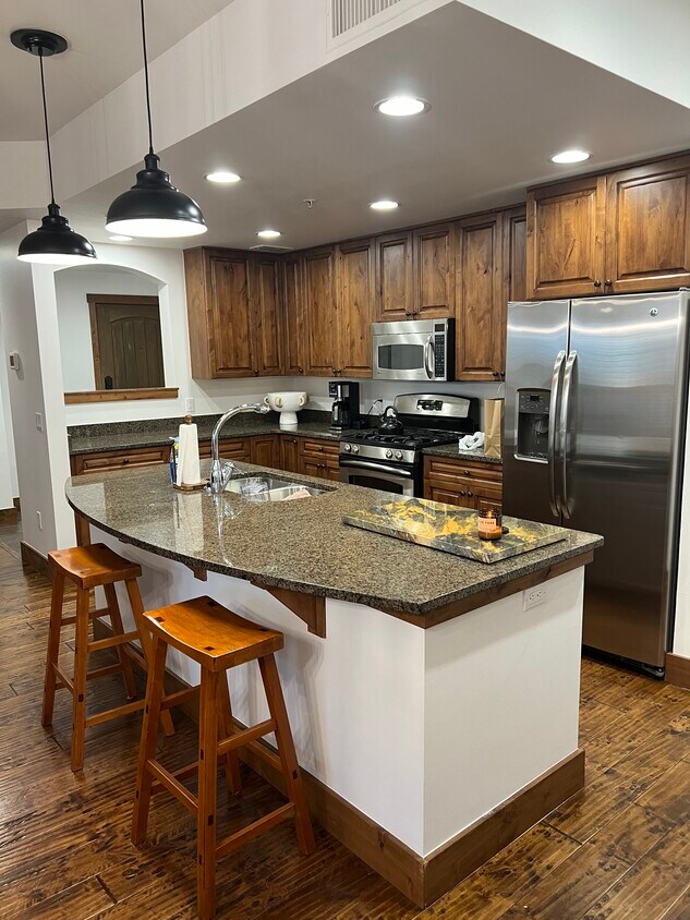 Kitchen - 6005 St Moritz Dr