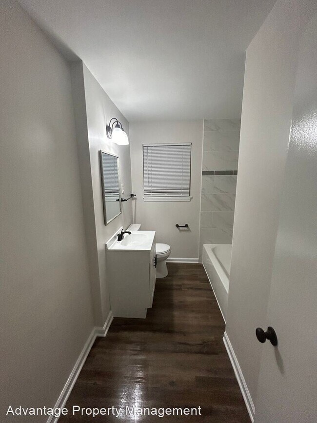 Building Photo - 4 br, 2 bath House - 3038 Boxdale St.