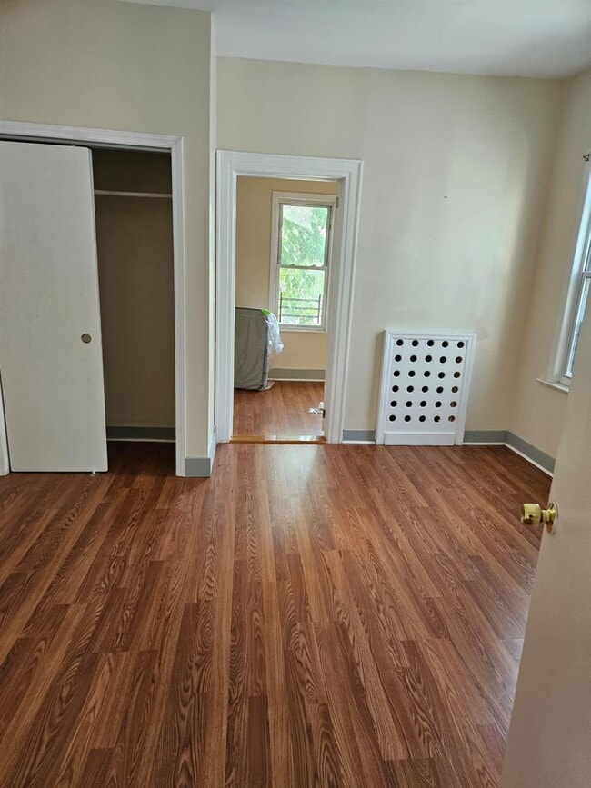 Building Photo - 4334 Barnes Ave