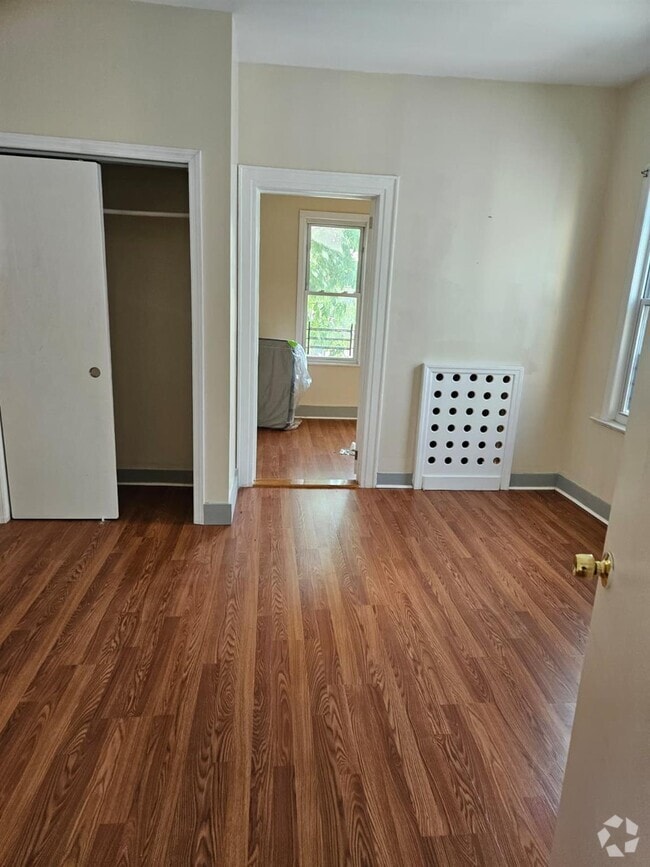 Building Photo - 4334 Barnes Ave