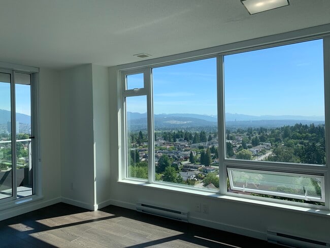 Photo du bâtiment - 2304-5515 Boundary Road