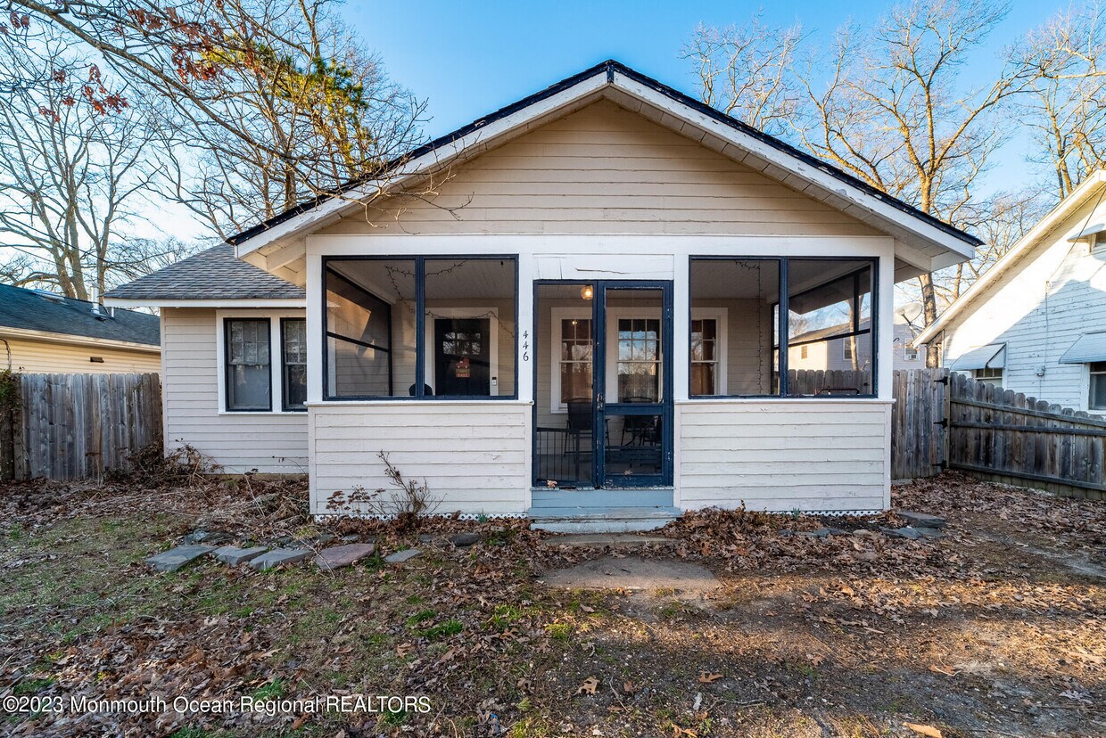 446 Lake Barnegat Dr S, Lacey Township, NJ 08731 House Rental in