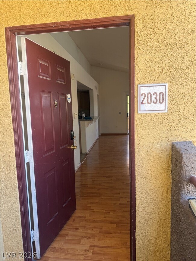 Building Photo - 7950 W Flamingo Rd