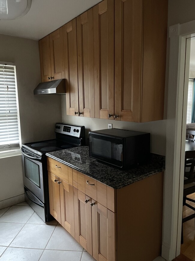 Foto del edificio - 7209 Flower Ave