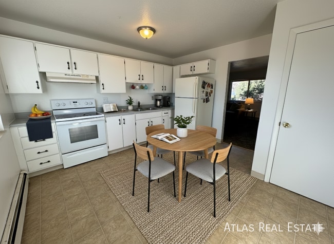 Building Photo - 4206 Forest Hill Ct