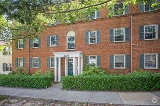 Building Photo - 2228 Washington Ave