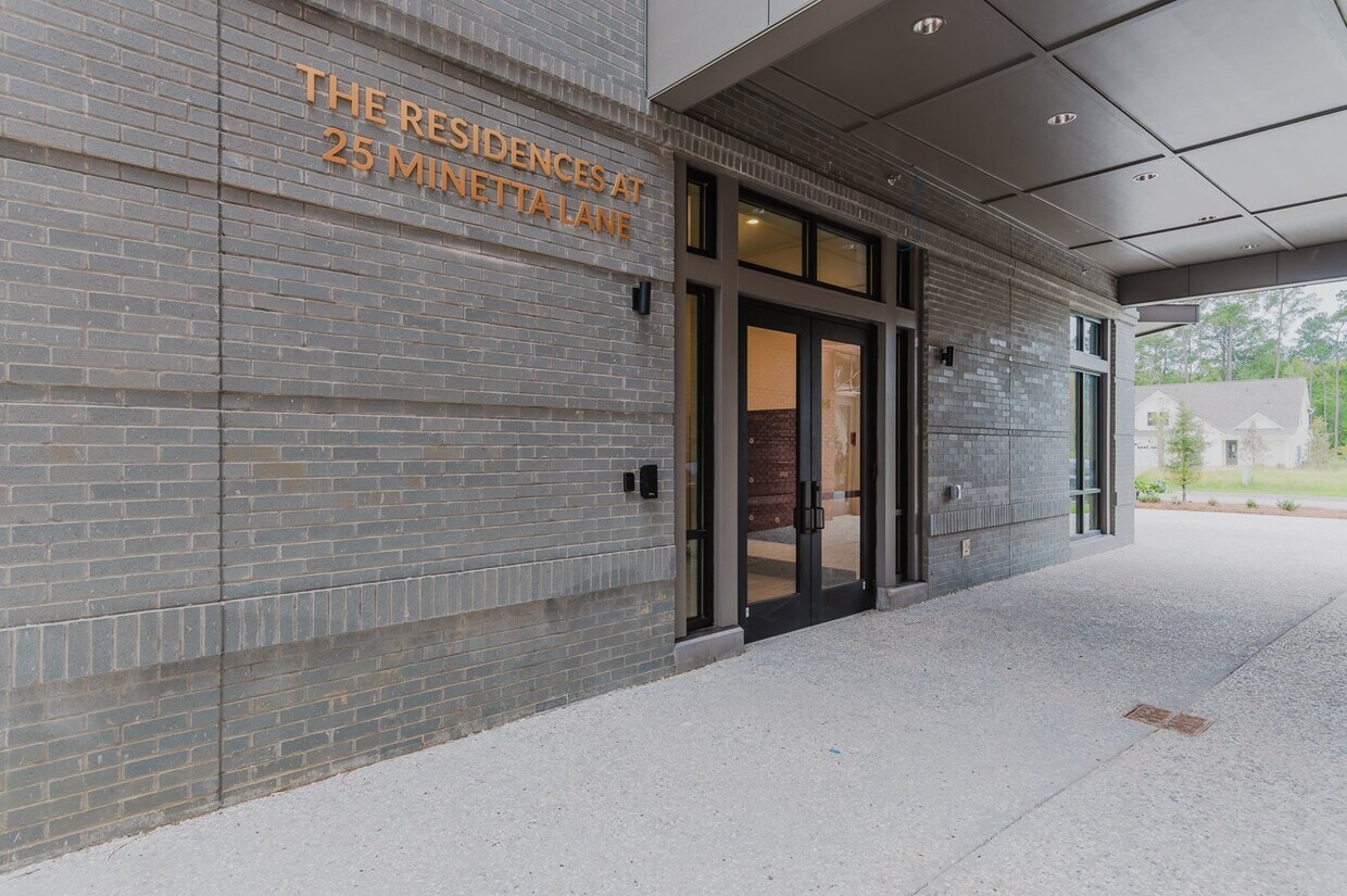 Foto principal - Spacious & Modern Two Bedroom Apartment! *...